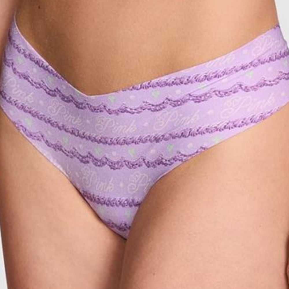 Victoria's Secret Lavender no show   Cheeky Panties